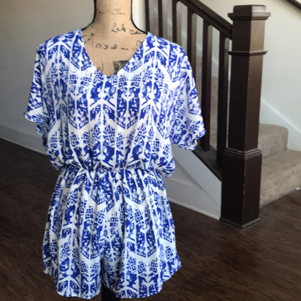 White/blue Romper